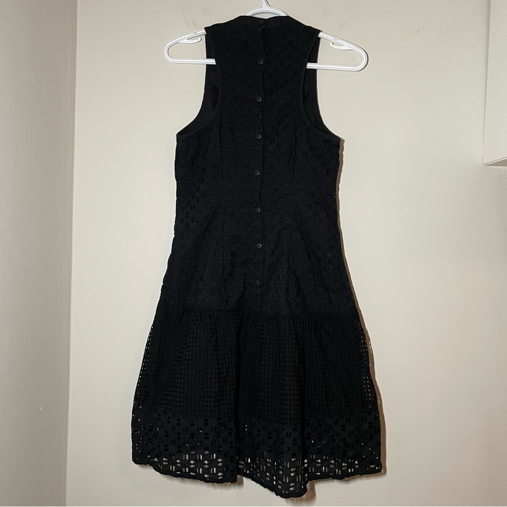 Tibi New York Black Eyelet Cotton Sleeveless Shift Dress size 2 - Picture 7 of 7